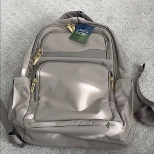 Open Story Day Trip Backpack “Taupe” color